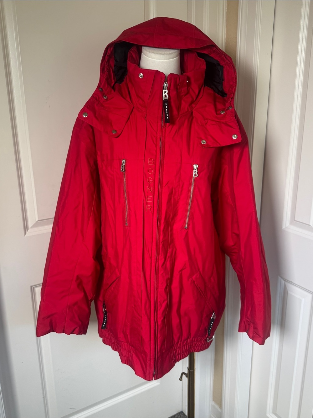 Bogner Ski Jacket Red Hooded Technical Snow Jacket Men’s US 44 EU 54 Large